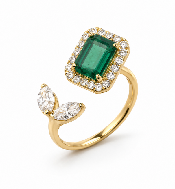 14KT YELLOW GOLD DIAMONDS AND EMERALD OPEN RING