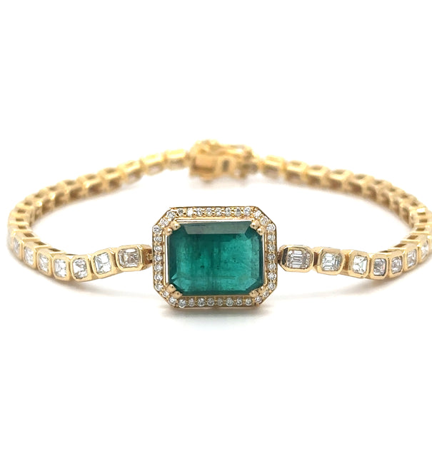18KT YELLOW GOLD EMERALD OCT AND DIAMONDS TENNIS BRACELET