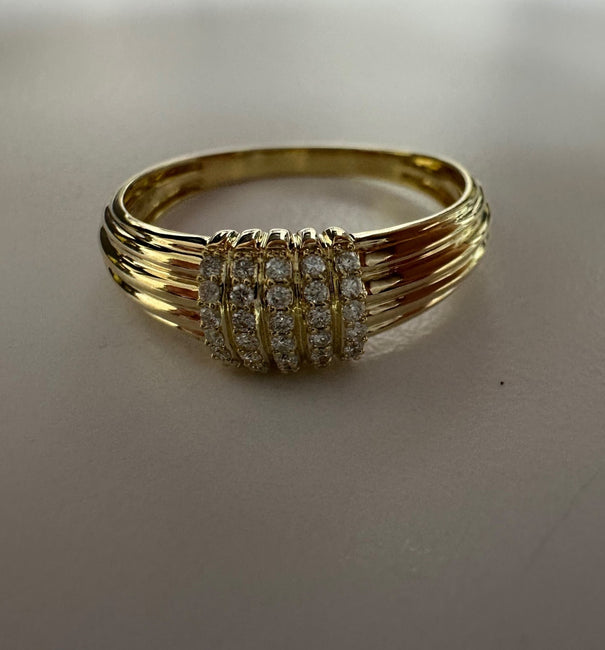 14KT YELLOW GOLD DIAMOND MULTI-ROW RIBBED DOME RING